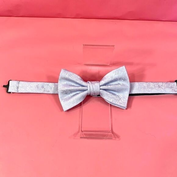 LILAC BOW TIE by J. FERRAR NWT - Picture 3 of 4